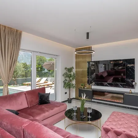 Luxury Hedonica וילה Zagvozd